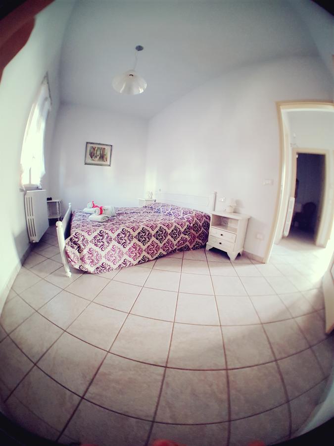 Villa Evillia ลุคคา ภายนอก รูปภาพ
