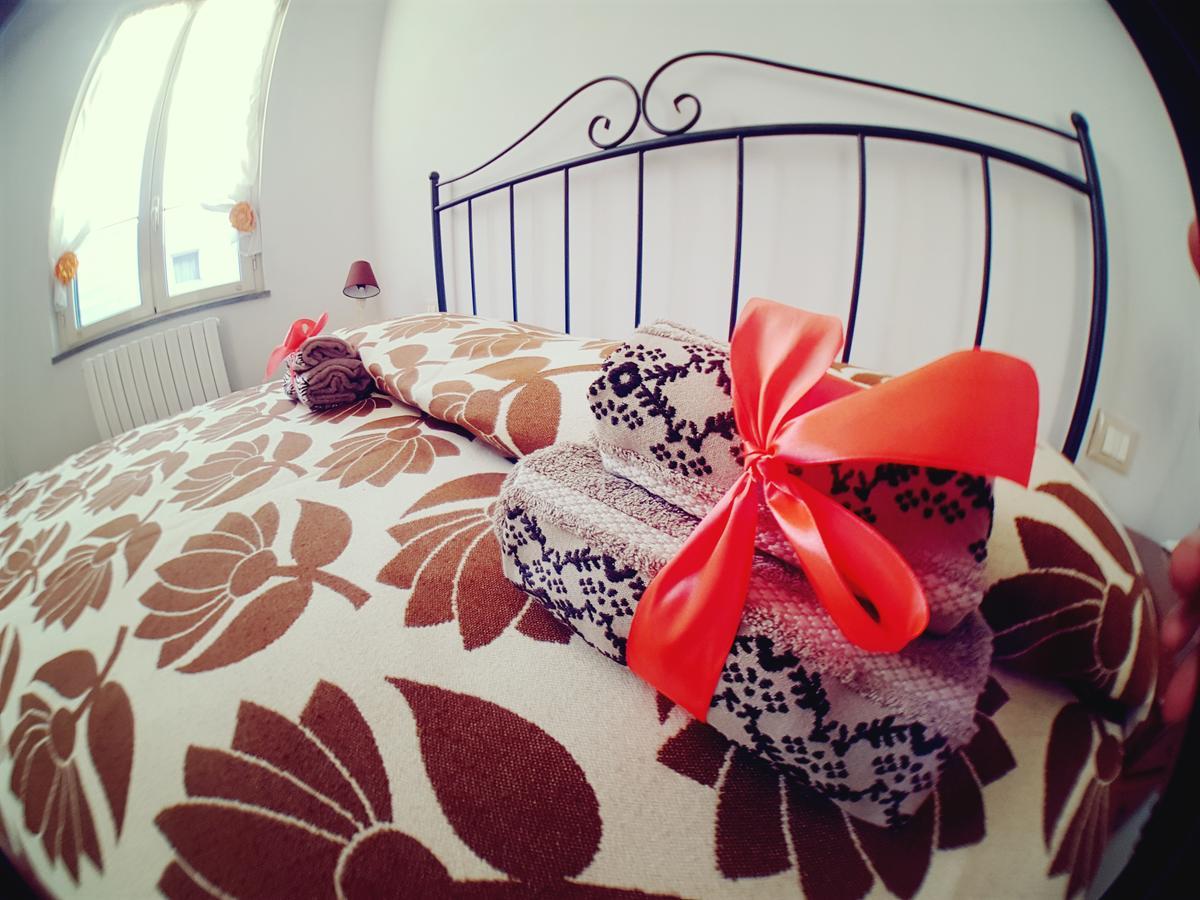 Villa Evillia ลุคคา ภายนอก รูปภาพ
