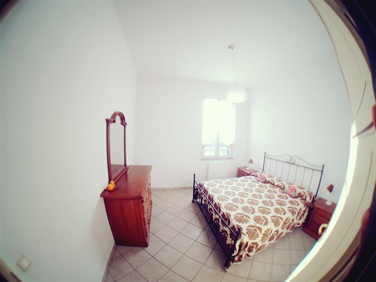Villa Evillia ลุคคา ภายนอก รูปภาพ